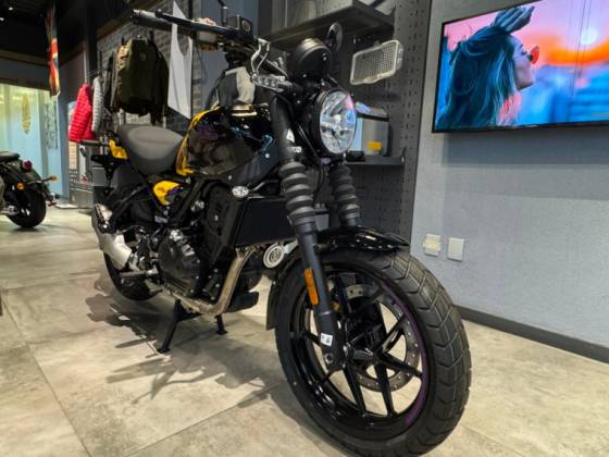 ROYAL ENFIELD GUERRILLA 450 